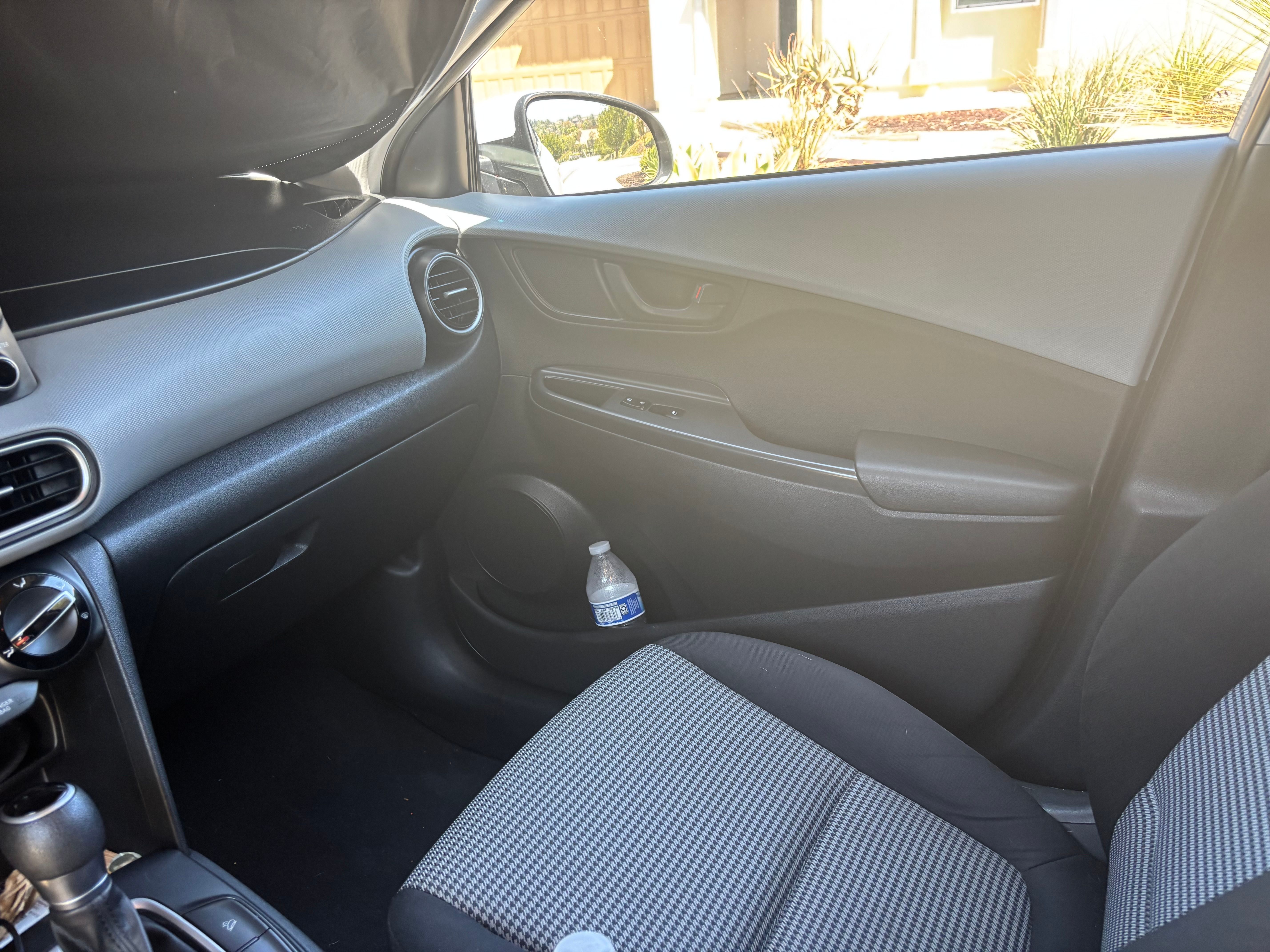 Used 2018 Hyundai Kona SE FWD image 6