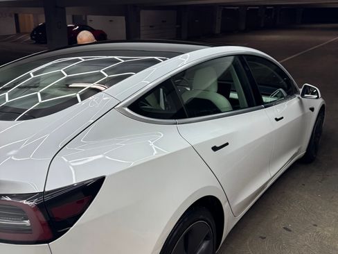 Used 2020 Tesla Model 3 Standard Range Plus image 5