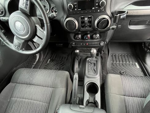 Used 2011 Jeep Wrangler Unlimited Sport w/ Dual Top Group image 6