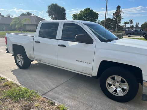 Used 2014 Chevrolet Silverado 1500 LT w/ Trailering Package image 5