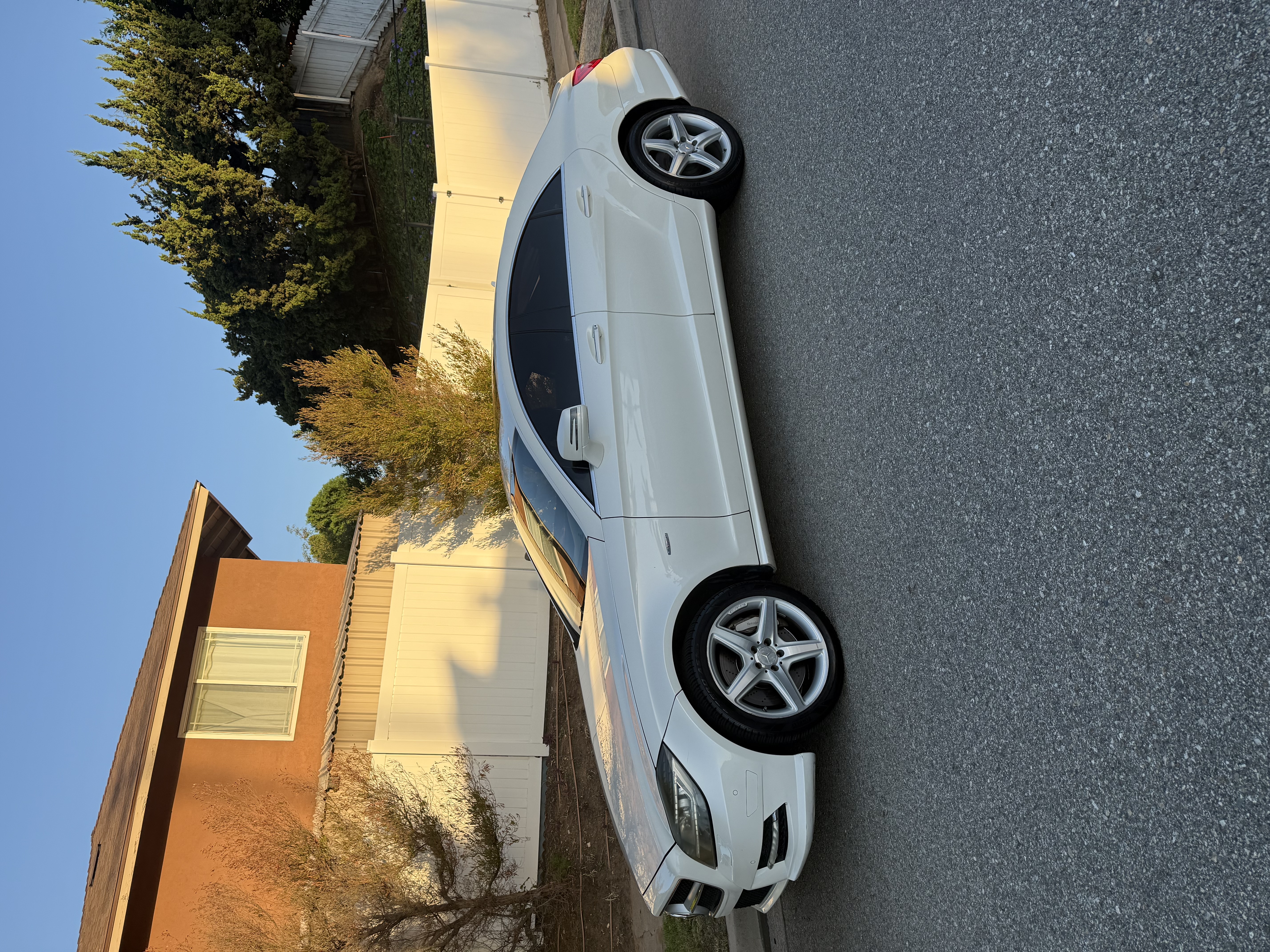 Used 2012 Mercedes-Benz CLS 550 image 6