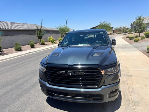 Used 2026 RAM 1500 Laramie w/ Night Edition AWD/4WD image 4