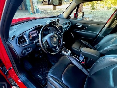 Used 2020 Jeep Renegade Altitude image 17