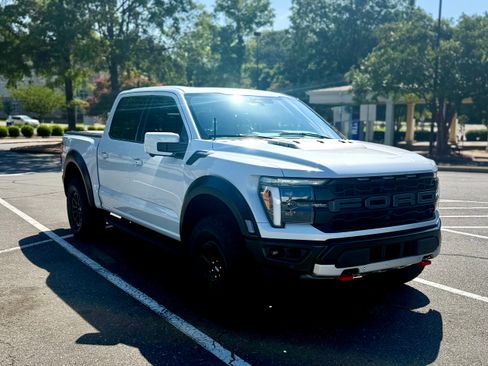 Used 2025 Ford F150 Raptor AWD/4WD image 4