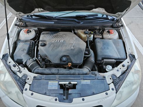 Used 2008 Pontiac G6 GT w/ Premium Package image 2