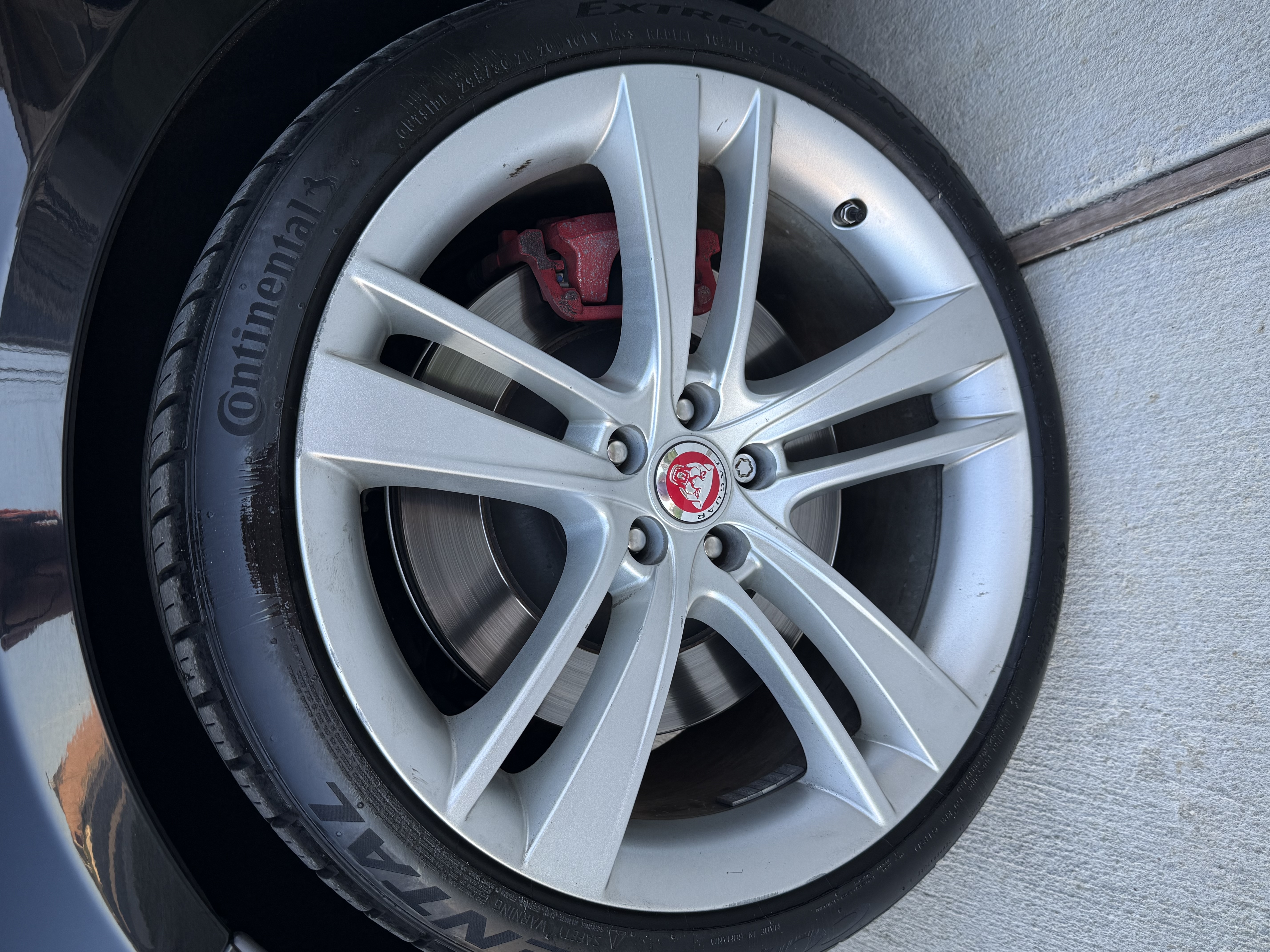 Used 2015 Jaguar F-TYPE S RWD image 28