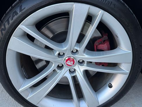 Used 2015 Jaguar F-TYPE S image 28