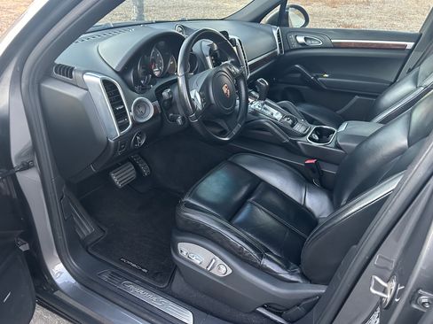 Used 2012 Porsche Cayenne S AWD/4WD image 6