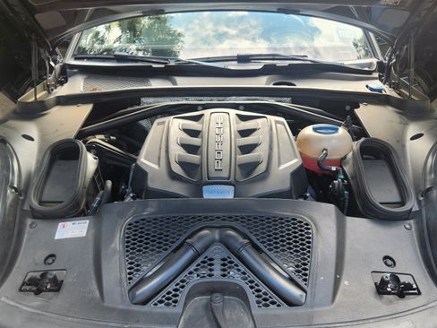 Used 2015 Porsche Macan S image 19