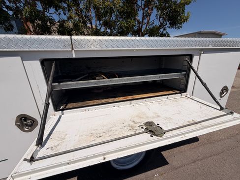 Used 2001 Ford F350 2WD Regular Cab DRW Super Duty image 13