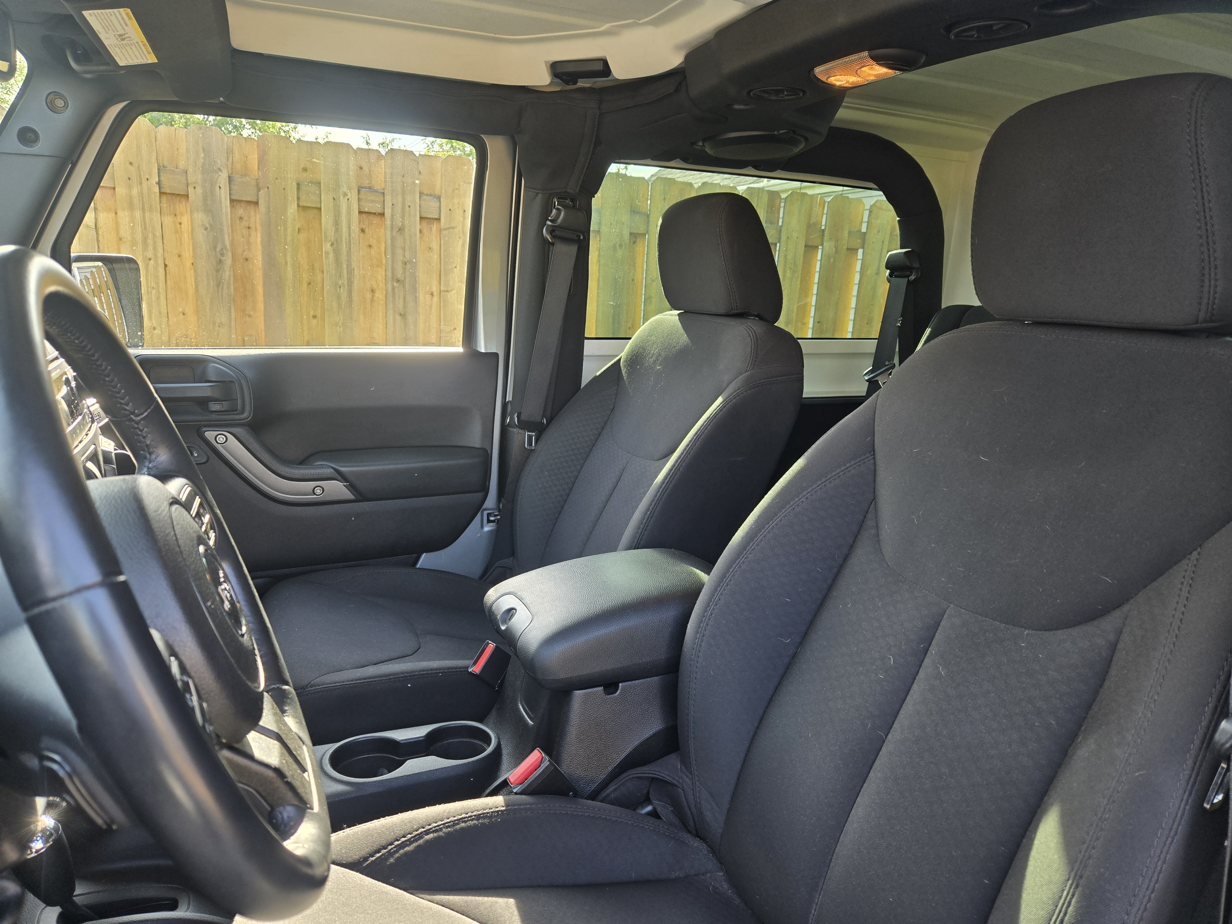 Used 2014 Jeep Wrangler Sport w/ Quick Order Package 24S AWD/4WD image 9