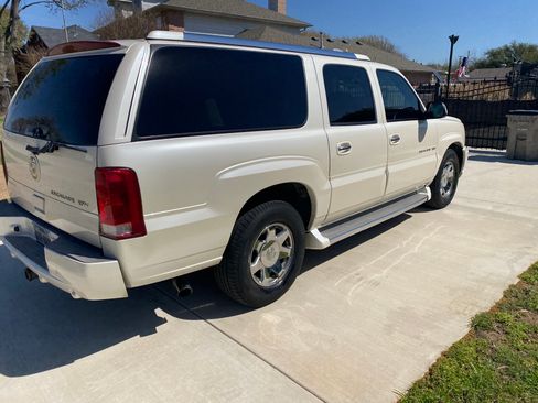 Used 2006 Cadillac Escalade ESV AWD image 4