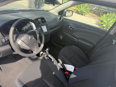Used 2015 Nissan Versa SV image 14