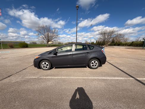 Used 2013 Toyota Prius Three image 11