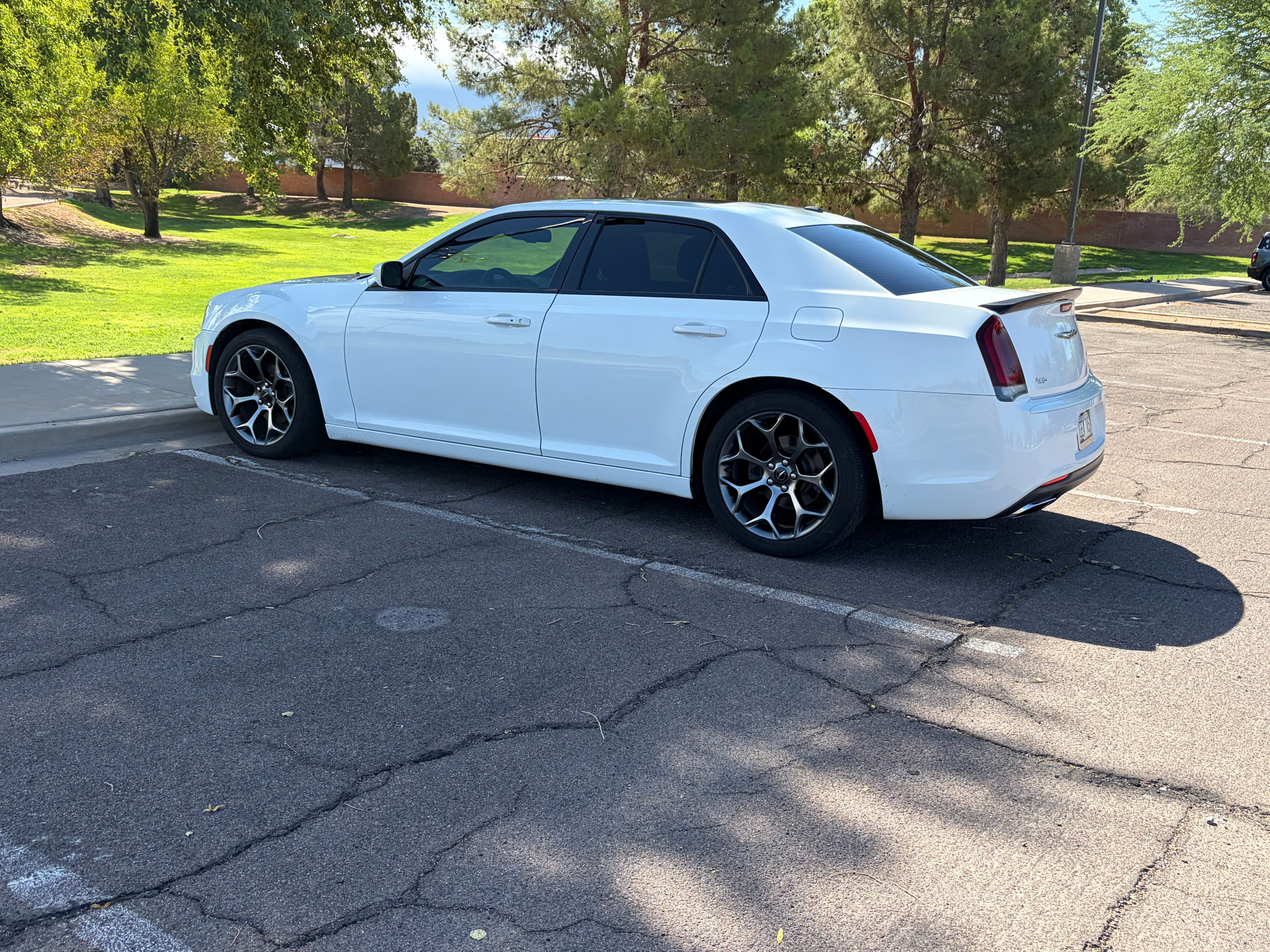 Used 2016 Chrysler 300 S RWD image 6
