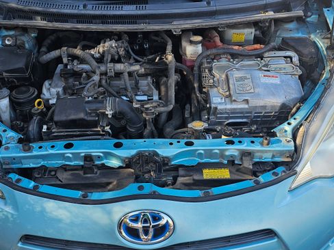 Used 2012 Toyota Prius C Two image 18