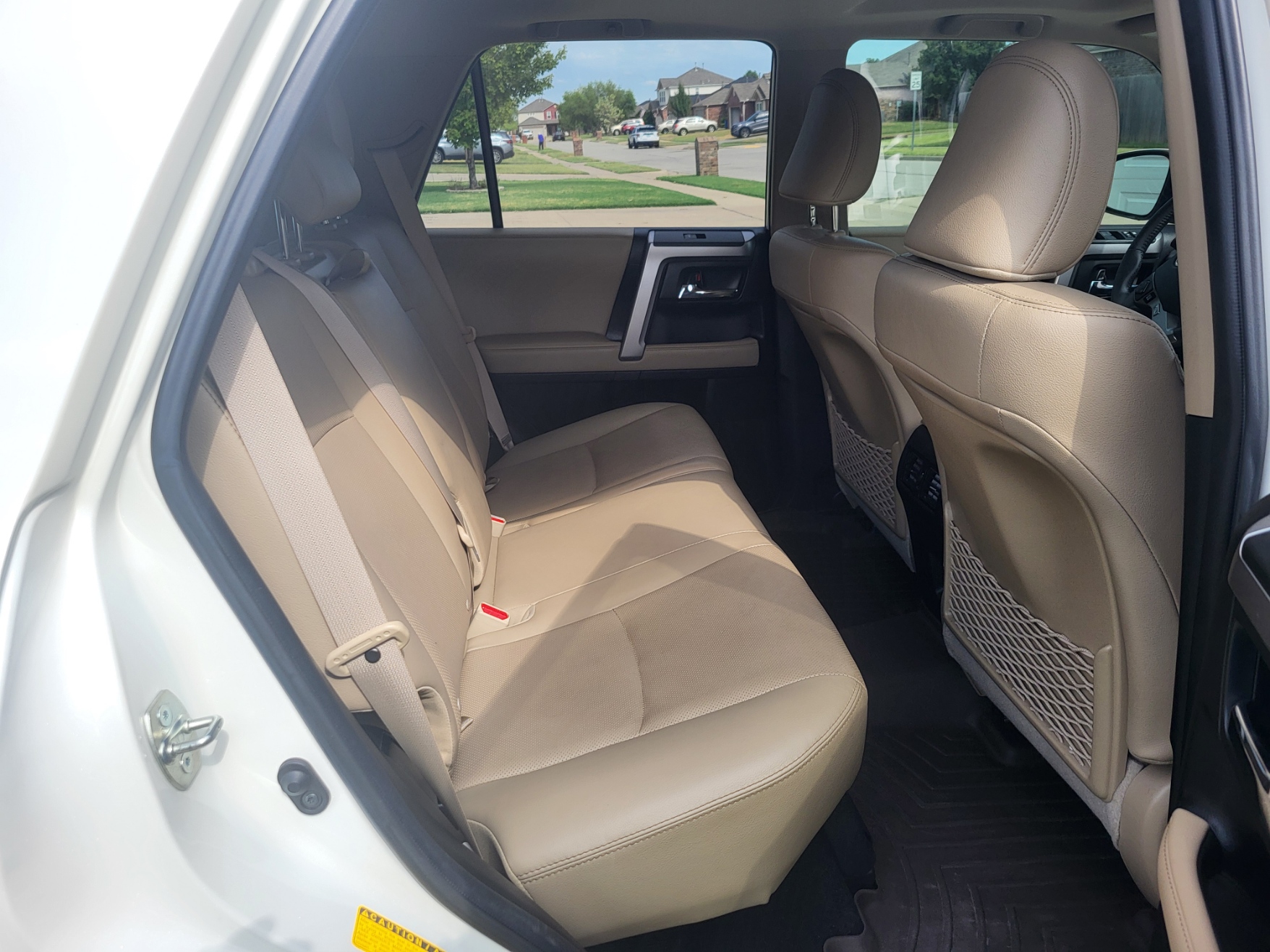 Used 2022 Toyota 4Runner Limited AWD/4WD image 9