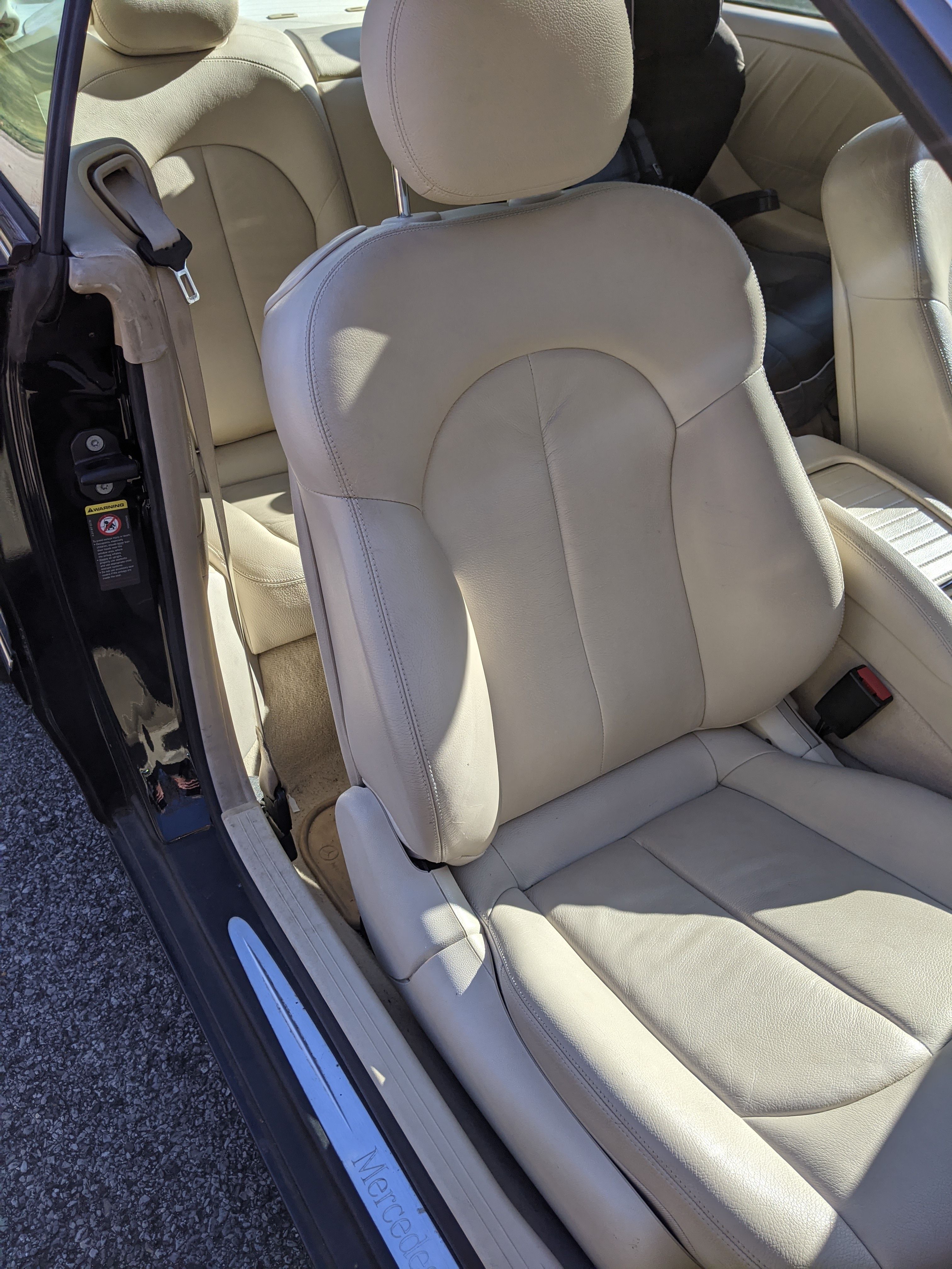 Used 2007 Mercedes-Benz CLK 350 Coupe image 12