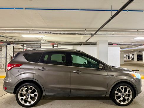 Used 2014 Ford Escape Titanium w/ Equipment Group 401A image 12
