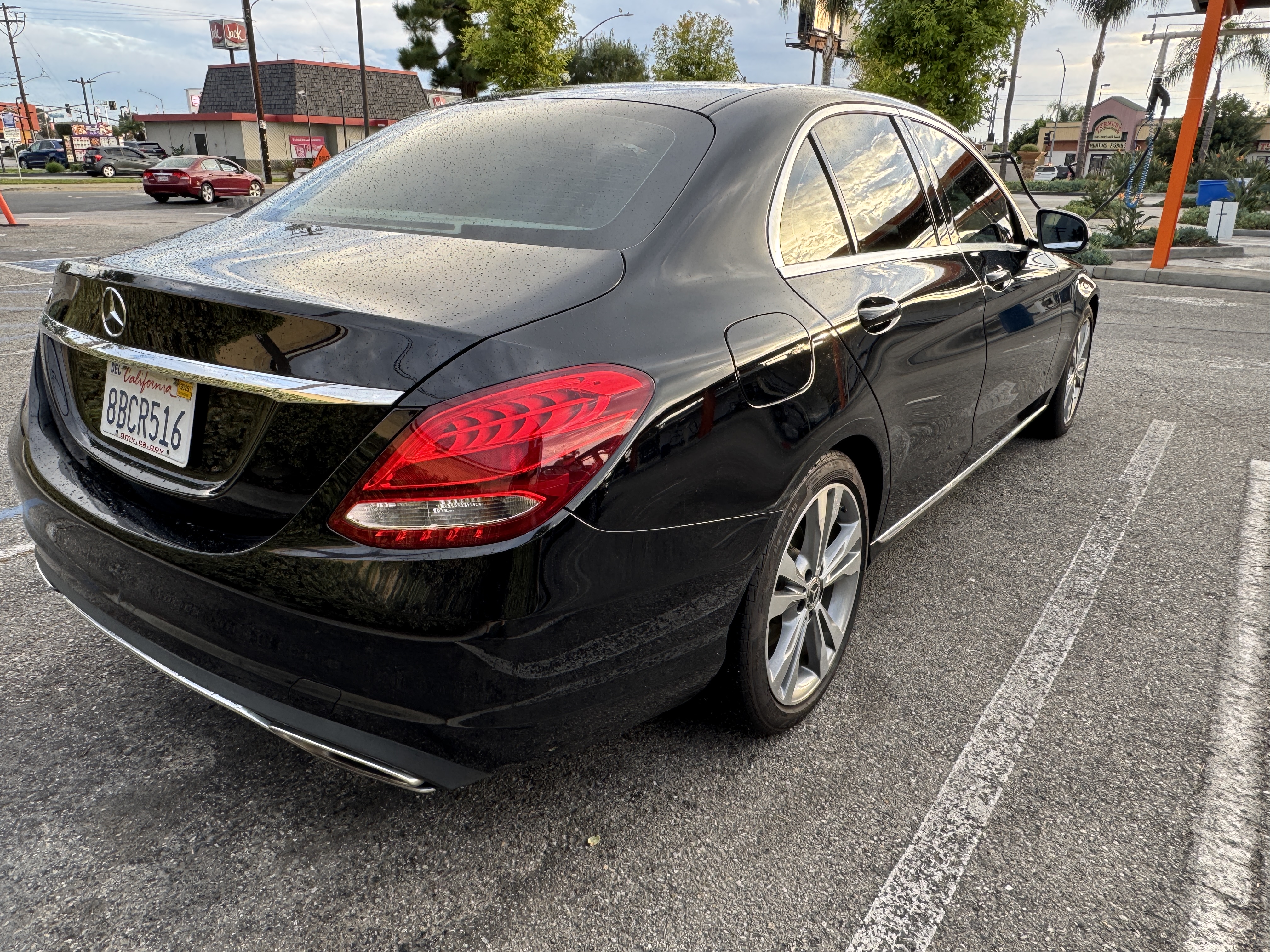 Used 2017 Mercedes-Benz C 300 Sedan image 10