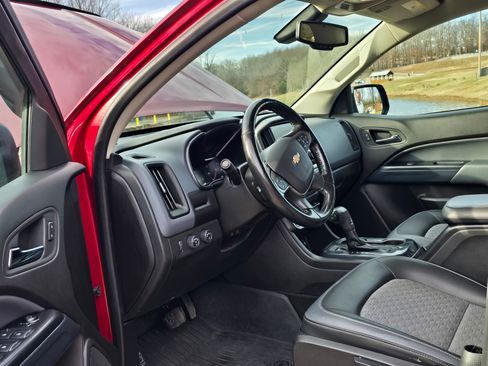 Used 2017 Chevrolet Colorado Z71 image 15