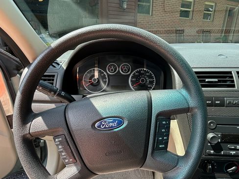 Used 2006 Ford Fusion SE FWD image 9