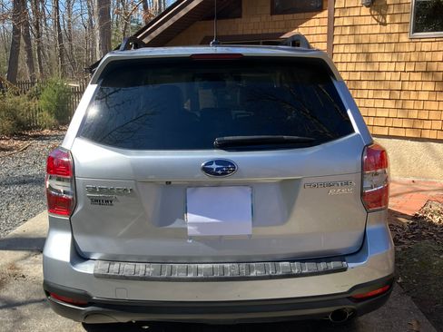 Used 2015 Subaru Forester 2.5i Touring w/ Popular Package #2 image 5