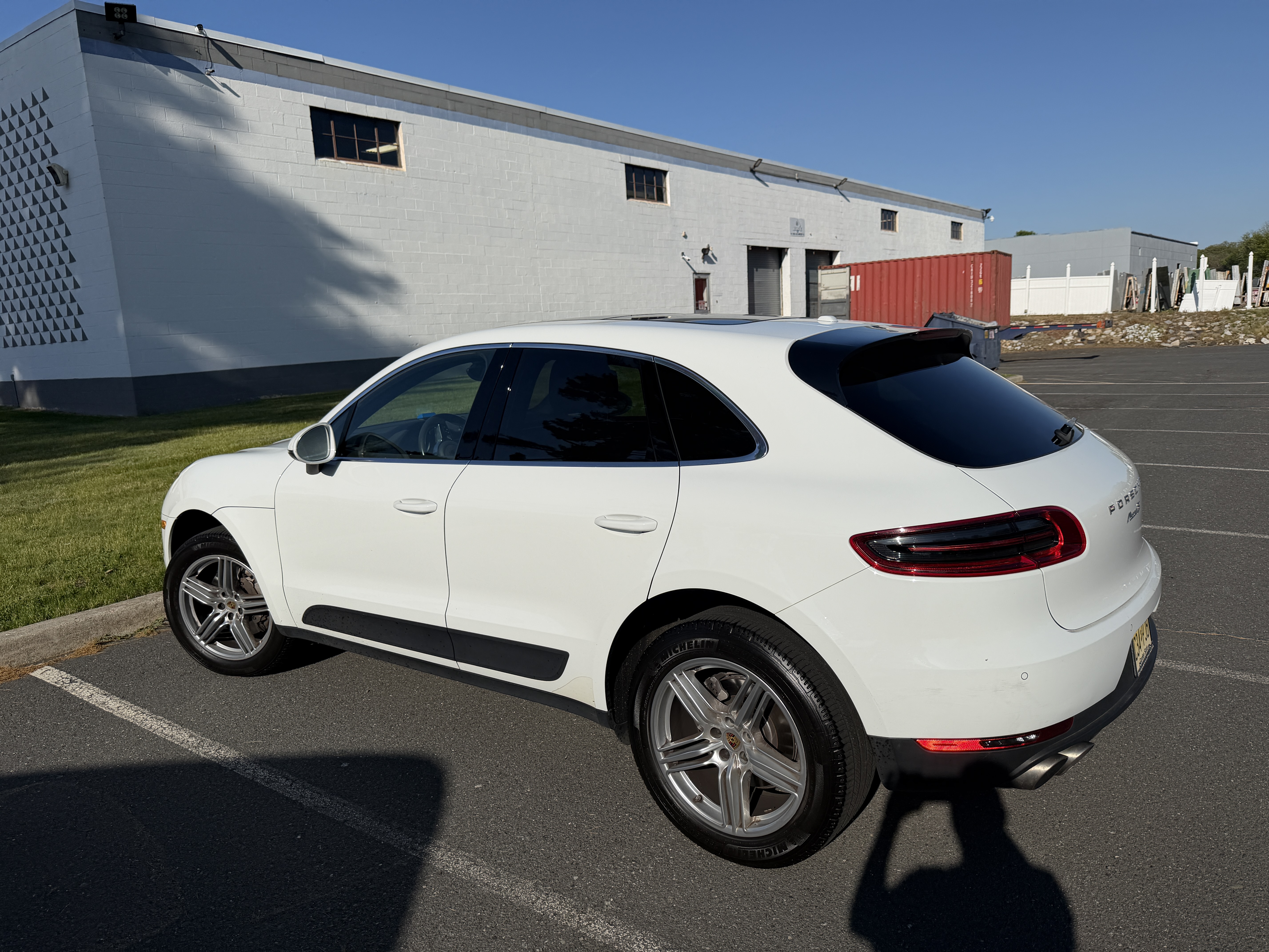 Used 2017 Porsche Macan S AWD/4WD image 4