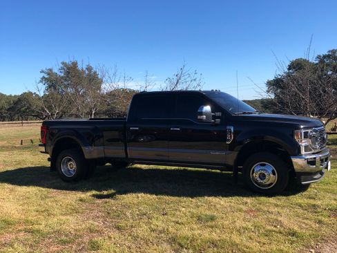 Used 2020 Ford F350 King Ranch w/ King Ranch Ultimate Package image 27