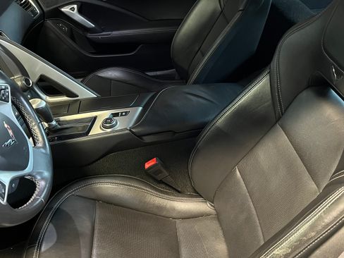 Used 2014 Chevrolet Corvette Stingray Coupe w/ 2LT Preferred Equipment Group image 5