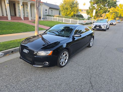 Used 2010 Audi A5 2.0T Premium w/ Bluetooth/Homelink Pkg image 2