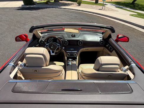 Used 2013 Mercedes-Benz SL 550 image 15