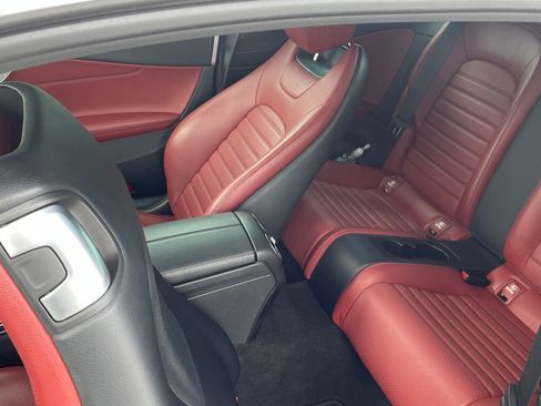 Used 2018 Mercedes-Benz C 300 4MATIC Coupe image 5