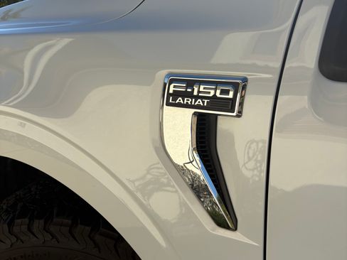 Used 2021 Ford F150 Lariat w/ Equipment Group 502A High image 4