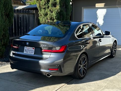 Used 2019 BMW 330i Sedan w/ Driving Assistance Package RWD image 6