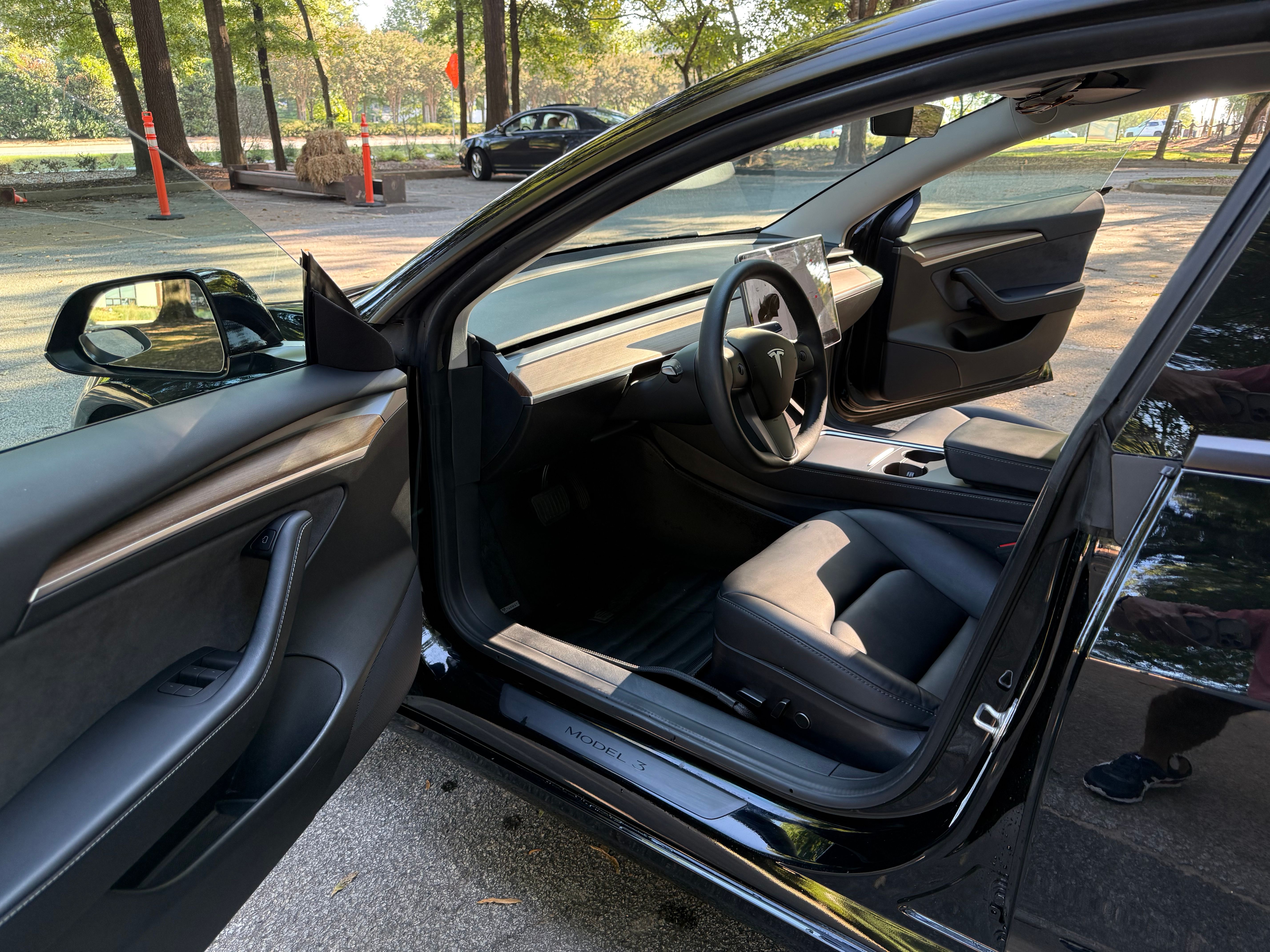 Used 2022 Tesla Model 3 Long Range AWD/4WD image 10