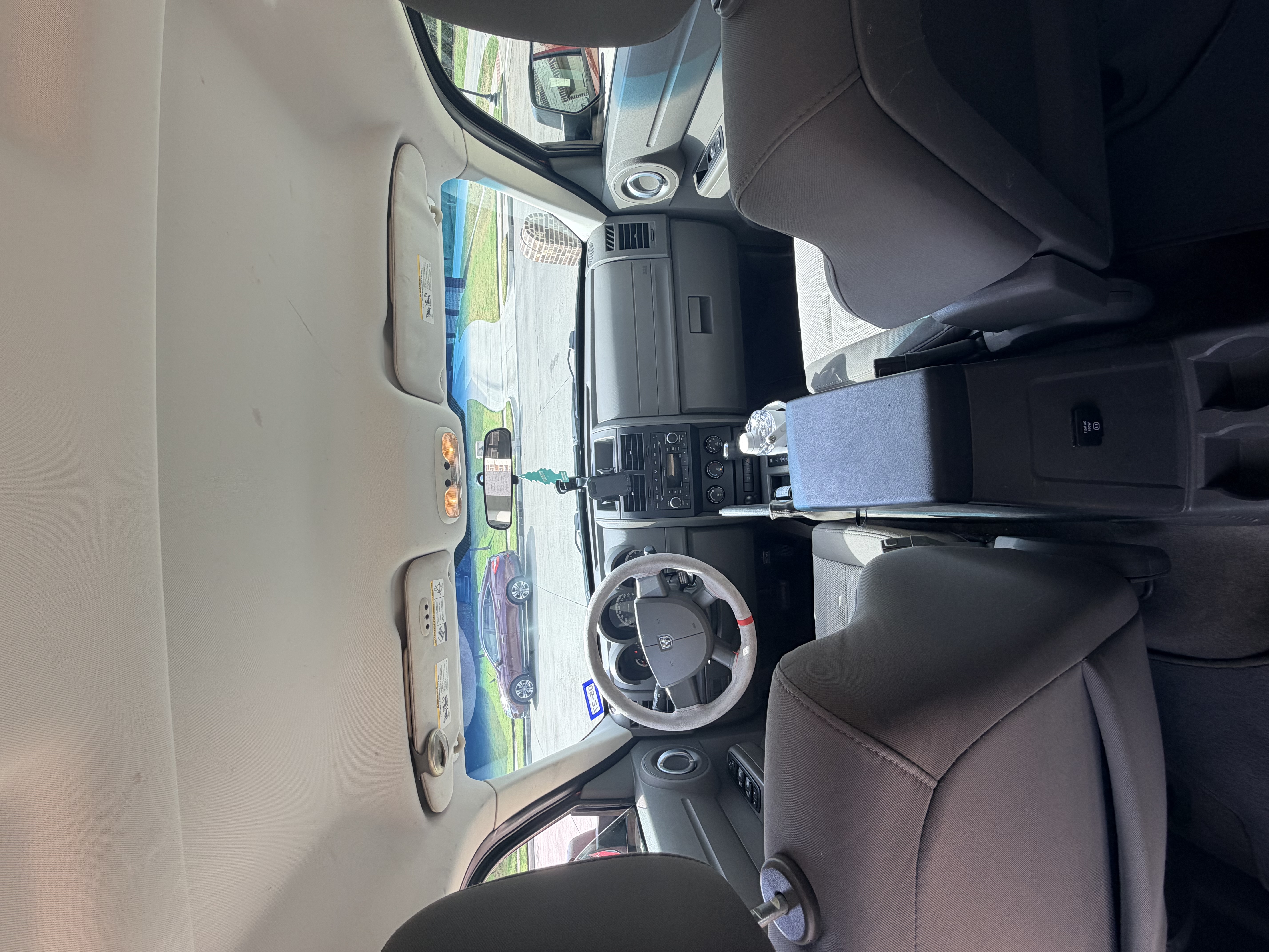 Used 2007 Dodge Nitro SXT RWD image 8