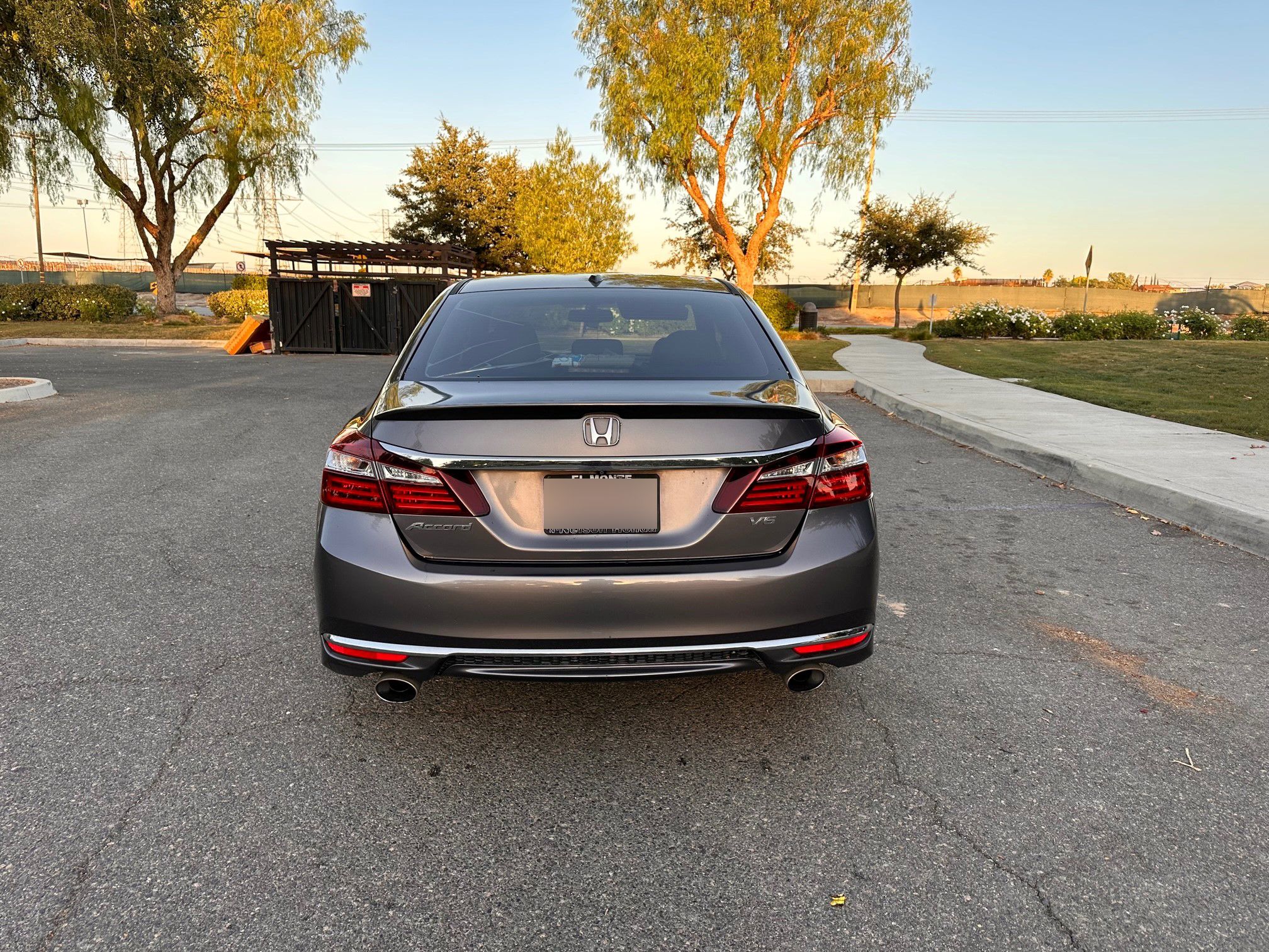 Used 2016 Honda Accord EX-L image 8