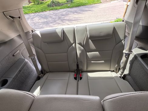 Used 2009 Acura MDX w/ Technology & Entertainment image 17