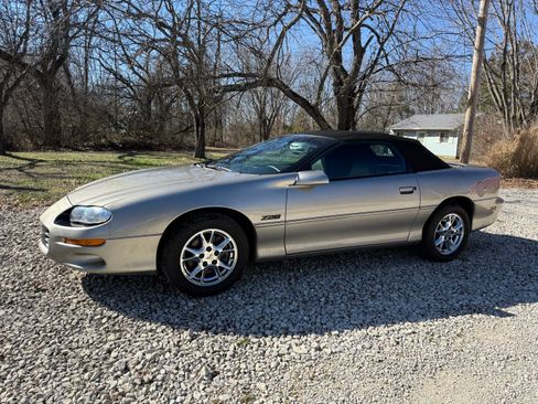 Used 2002 Chevrolet Camaro Z28 image 5