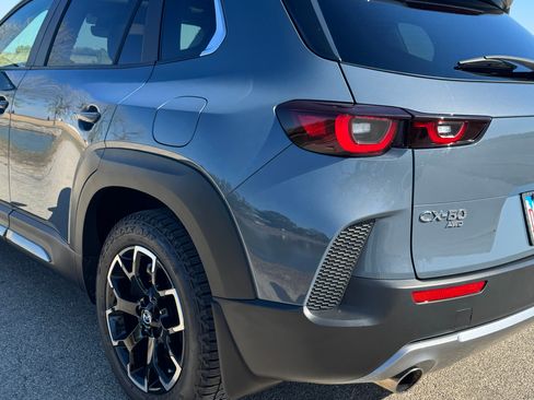 Used 2023 MAZDA CX-50 Meridian Edition w/ Apex Package image 11