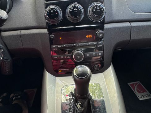 Used 2009 Saturn Sky Red Line image 4