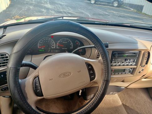 Used 2002 Ford F150 Short Bed 4D image 14