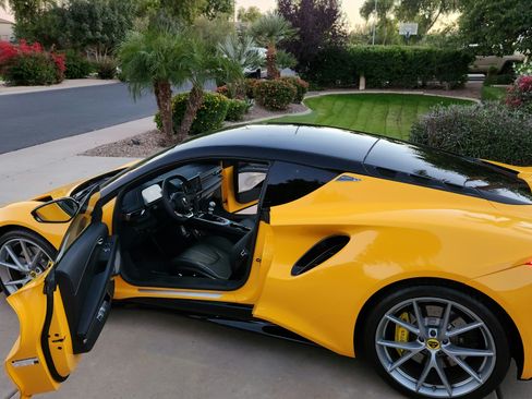 Used 2024 Lotus Emira First Edition image 11