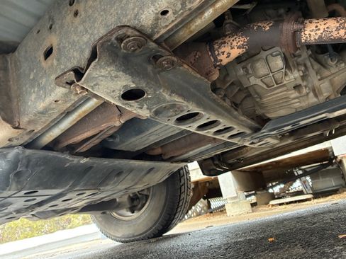 Used 2001 Lexus LX 470 4WD image 24