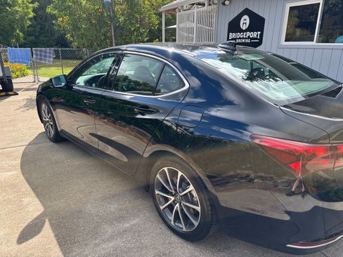 Used 2016 Acura TLX w/ Technology Package AWD/4WD image 4