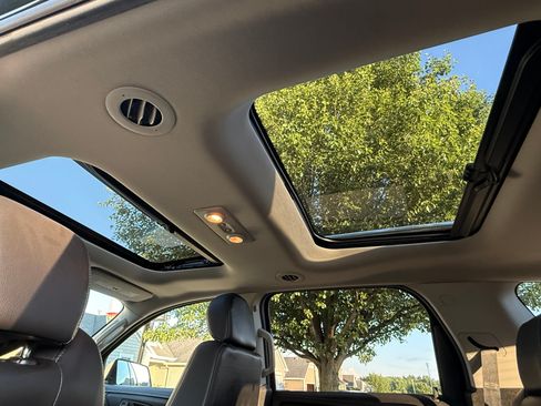 Used 2016 GMC Acadia Denali AWD/4WD image 13