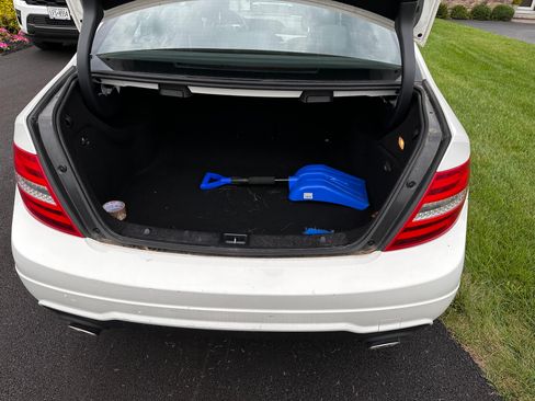 Used 2014 Mercedes-Benz C 300 4MATIC Sedan image 16