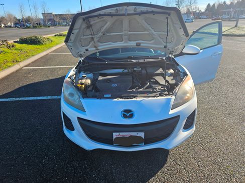 Used 2012 MAZDA MAZDA3 i Sport image 28