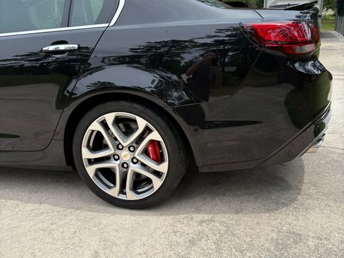 Used 2017 Chevrolet SS RWD image 9